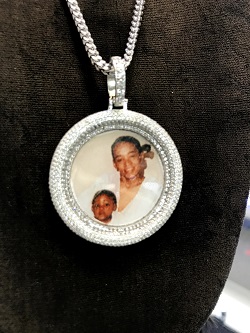 Picture Pendant